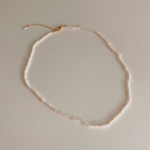 Collier de perles naturelles 44 cm perles d'eau douce collier de perles, collier de perles, collier de perles ras du cou image 3