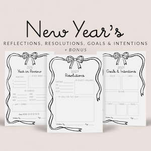 Puede incluir: Tres hojas de planificador imprimibles blancas con texto negro y bordes de cinta. Las páginas se titulan New Year's Reflections, Resolutions, Goals & Intentions + Bonus. Incluyen secciones para 2026 Year in Review, 2027 Resolutions y 2027 Goals & Intentions.