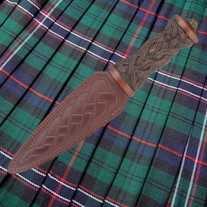 Celtic Daywear Sgian Dhu, Scottish Sgian Dhu, Celtic Knotwork Handle and Sheath. Unique Scottish Gift for Him