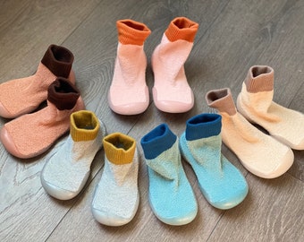 Baby sock shoes | Non-slip booties | Soft rubber sole slippers | First time walker shoes | 0-2 Years | Baby shower gift | Birthday gift