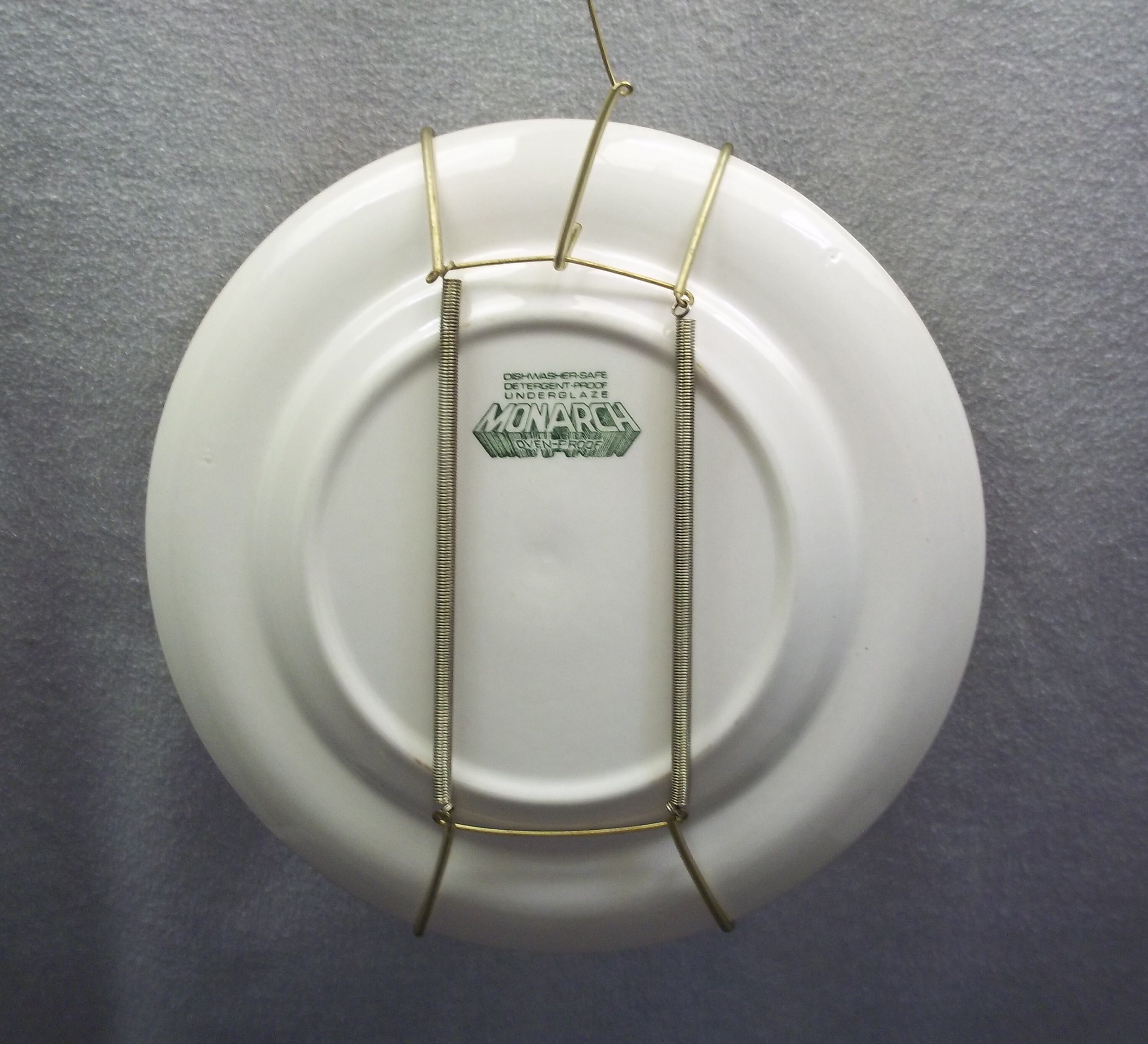 Vintage Kimiko Plates with Wire Hangers (4), Hand Painted campestre