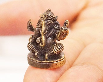 Mini figurine de Ganesh Statue de Ganesh Dieu éléphant Ganapati | Succès de prospérité | Éliminateur d'obstacles | Fabriqué à la main au Népal