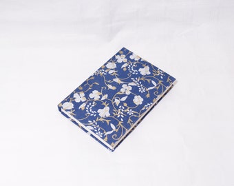 Hardcover Lokta Notebook | DIN A5 | Handmade Nepal Paper Journal | Handmade Diary | 160 Blank Pages | Screen-print | Flower Petals