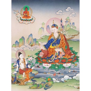 Guru Padmasambhava mit dem zweiarmigen Chenrezig und Amitabha an der Spitze in Thanka Malerei I Giclée Hochwertiger Kunstdruck auf Leinwand