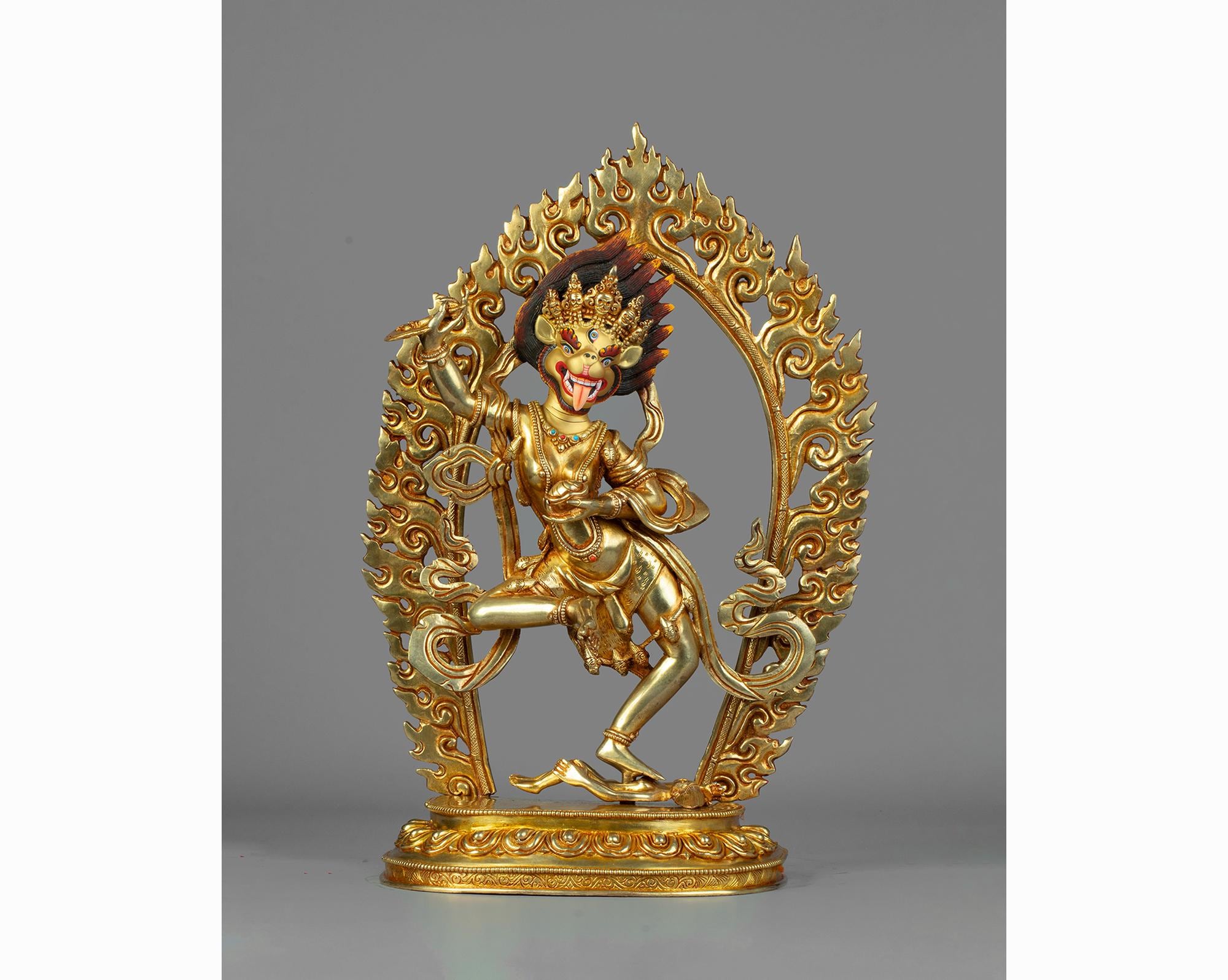 手作りの24Kゴールド製シムハムカ像：獅子面ダキニ、チベット仏教の