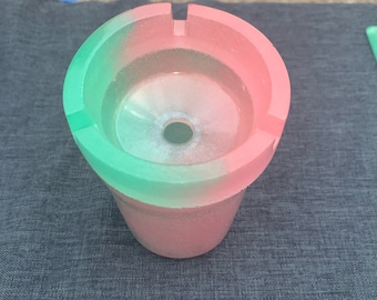 Pink & green car tray
