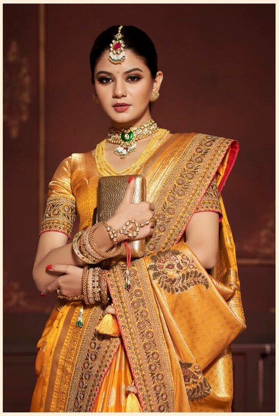 Golden Yellow Pure Silk Kanjivaram Saree for Woman With Hand - Etsy  Singapore