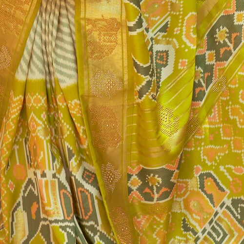 Lemon Green Patola Silk Saree For Woman With Zari Border shops Patola Silk Saree Latest Patola Ikat Patola Patan Patola