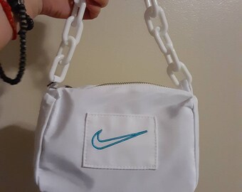 white nike purse