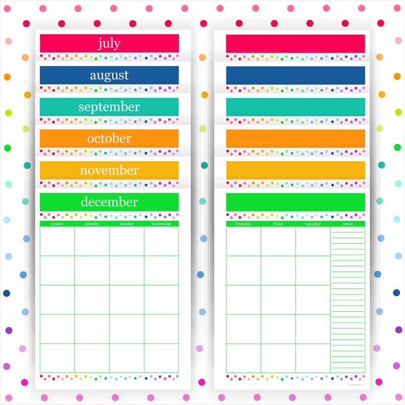 Puede incluir: Un conjunto de dos hojas de calendario verticales con barras horizontales coloridas etiquetadas como july, august, september, october, november y december. El dise&ntilde;o incluye una cuadr&iacute;cula para los d&iacute;as de la semana y una secci&oacute;n de notas, todo acentuado con puntos multicolores.