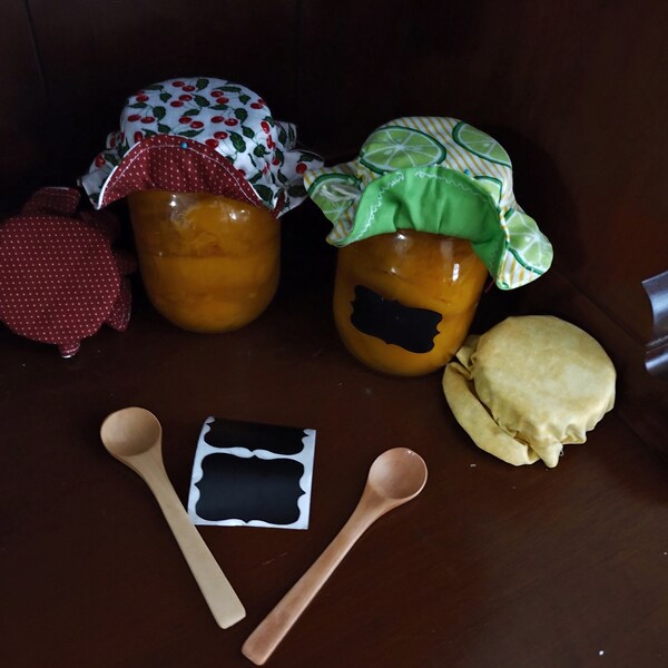 Jar Cover set with spoons and label