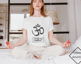 Intuition t-shirt | Organic Cotton T-shirt | Buddhist t-shirt | Mindful t-shirt | Yoga top | Meditation | Women's top