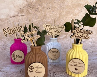 Personalized essential oil diffuser – Gift for mom, grandma, aunt, godmother – Mother's Day – Engraved vase – Gift idea for women