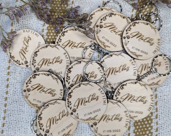 Round wooden key ring, customizable for your wedding guests Flowers
