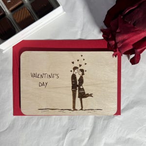 Carte Saint valentin gravée, couple