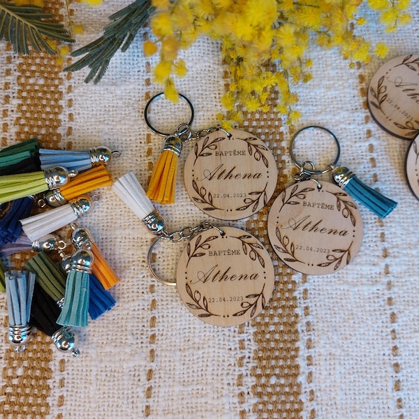 Porte-clés rond en bois , personnalisable pour vos invités de mariage oliviers