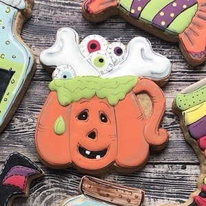PUMPKIN WITH BONES Cookie Cutter