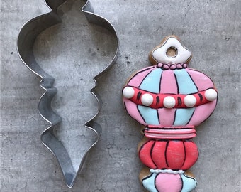 VINTAGE ORNAMENT Cookie Cutter