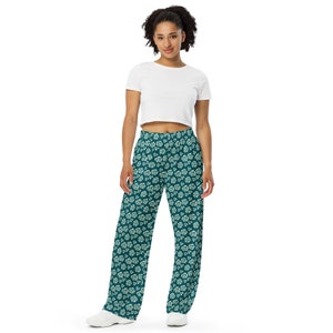 All-over print unisex wide-leg pants, wide leg pants all over print