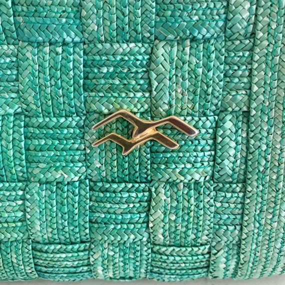 Vintage Italian basket weave green envelope clutch su… Gem