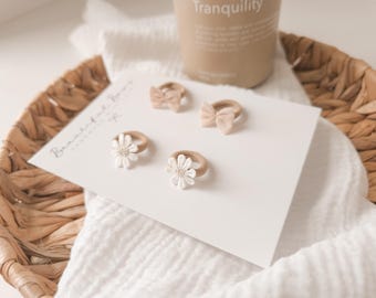 Daisy Or Bow Baby Hair Ties: Soft Beige Bobbles for Fine Hair