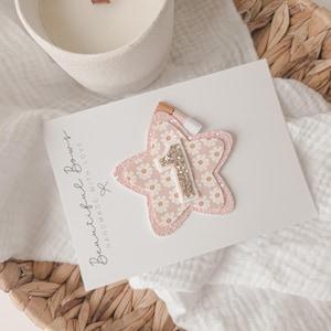 Pink Boho Daisy Birthday Number Badge: Spring Party Prop