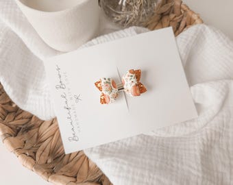 Pumpkin glitter hair bow, autumn hair bows, baby bow headband, toddler hair bows, autumn baby headbands, bows, glitter hair bow, orange bows