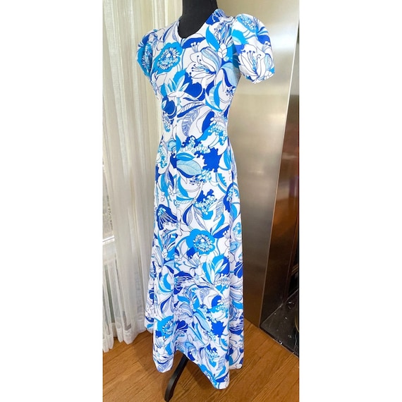 knee length dresses for ladies 60s Blue And Green Hawaii Flower Print Maxi Dress By Tori Richard
