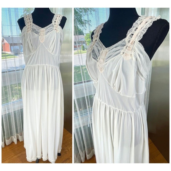 Vintage 50s night dress, Luxite by Kayser slip on nightgown, sheer negligee, Mid Century 1950s honeymoon nightgown, modern size M/L