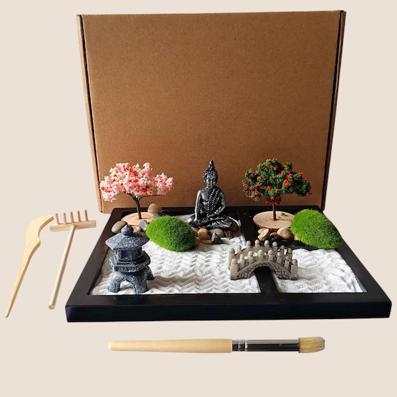 buddha_you様オーダー品 ZEN&TAO Classic Japanese Zen Garden Kit, Black Tray With Buddha