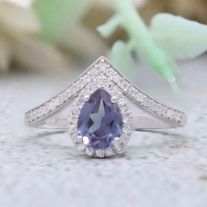 1.35 ctw Pear 8.00X6.00 mm Color Changing Alexandrite Silver Engagement Bridal Pear Ring Color Changing Alexandrite Ring Halo Alexandrite
