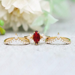 Parure de bagues de fiançailles grenat rouge marquise : argent sterling plaqué or jaune