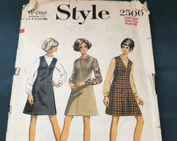 Style Sewing Pattern, tunic dress, Vintage, Cut, Complete, Style 2506