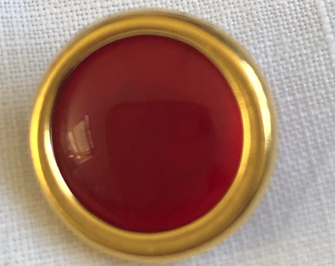 Buttons, Vintage circular red fashion buttons