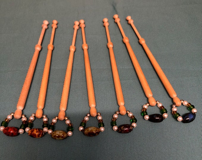 Lacemaking bobbins