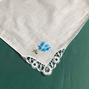 vintage ladies handkerchief, hankie