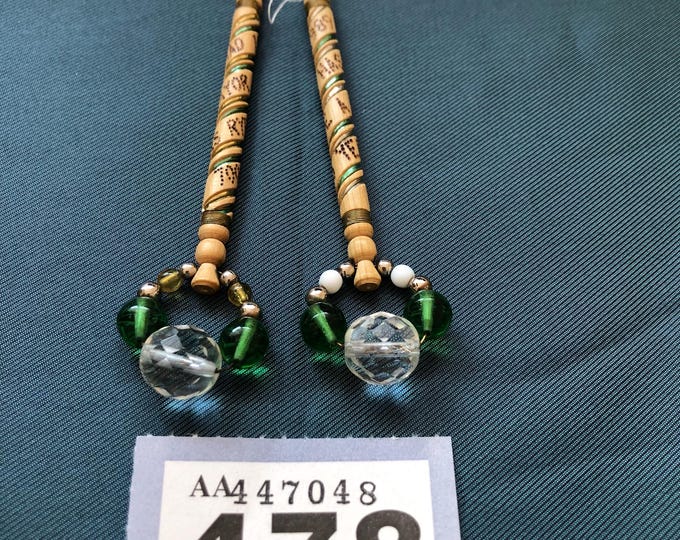 Lacemaking bobbins with foil and wire decoration