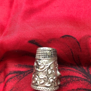 Vintage silver thimble Portuguese Rooster image 5