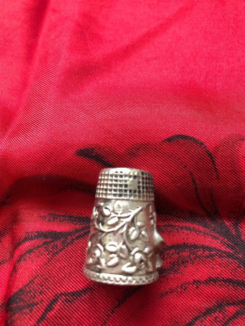 Vintage silver thimble Portuguese Rooster image 5