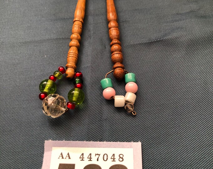 Lacemaking bobbins