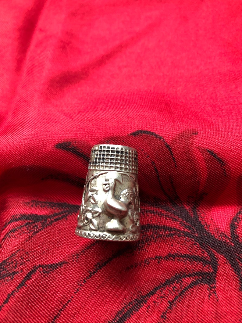 Vintage silver thimble Portuguese Rooster image 4