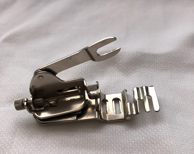 Chadwick zig zag stitch attachment
