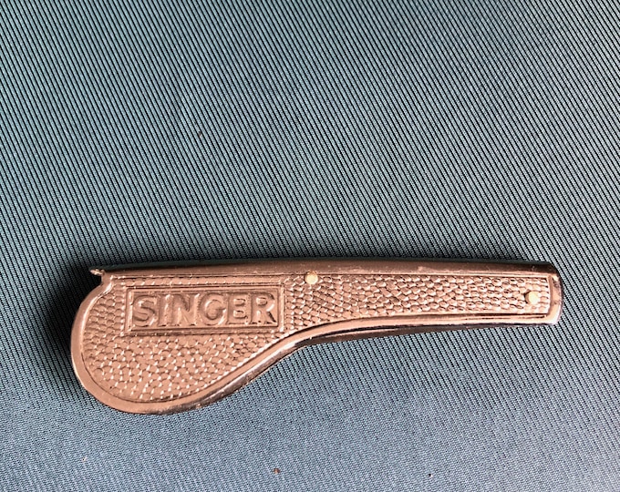 Singer folding tracing wheel