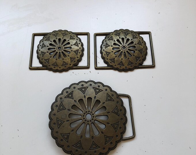 Vintage metal belt buckle and 2 side decorative buckles