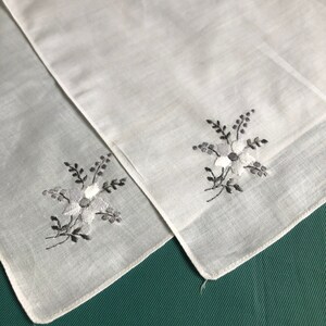 vintage ladies handkerchief, hankie x 2