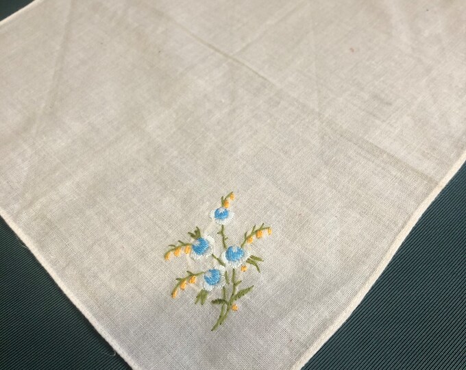 vintage ladies handkerchief, hankie