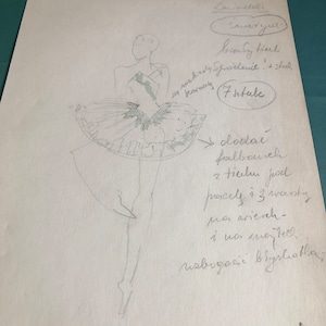 Rendus originaux de costumes de théâtre à l'aquarelle, images, croquis