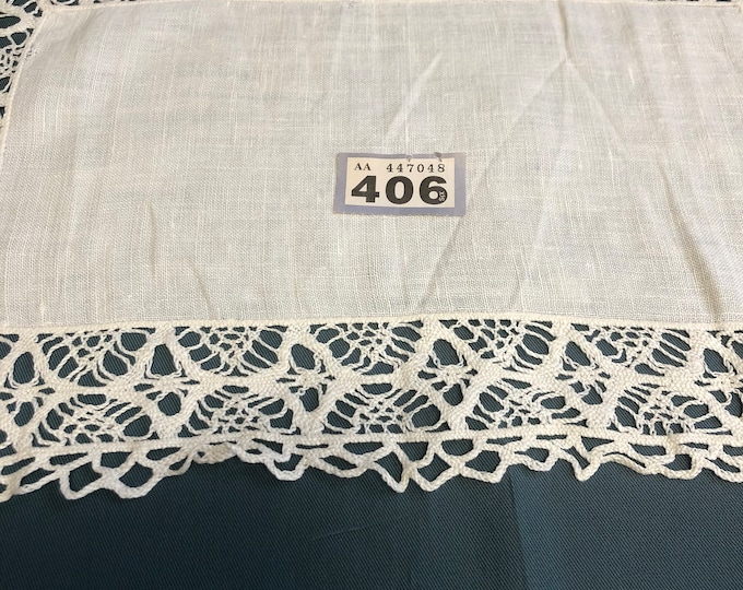 laced trimmed tray cover