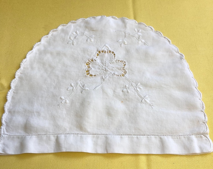 Vintage linen tea pot cozy