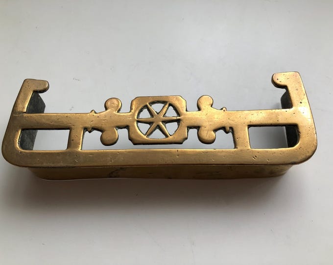 miniature brass antique fire place fender, salesman sample